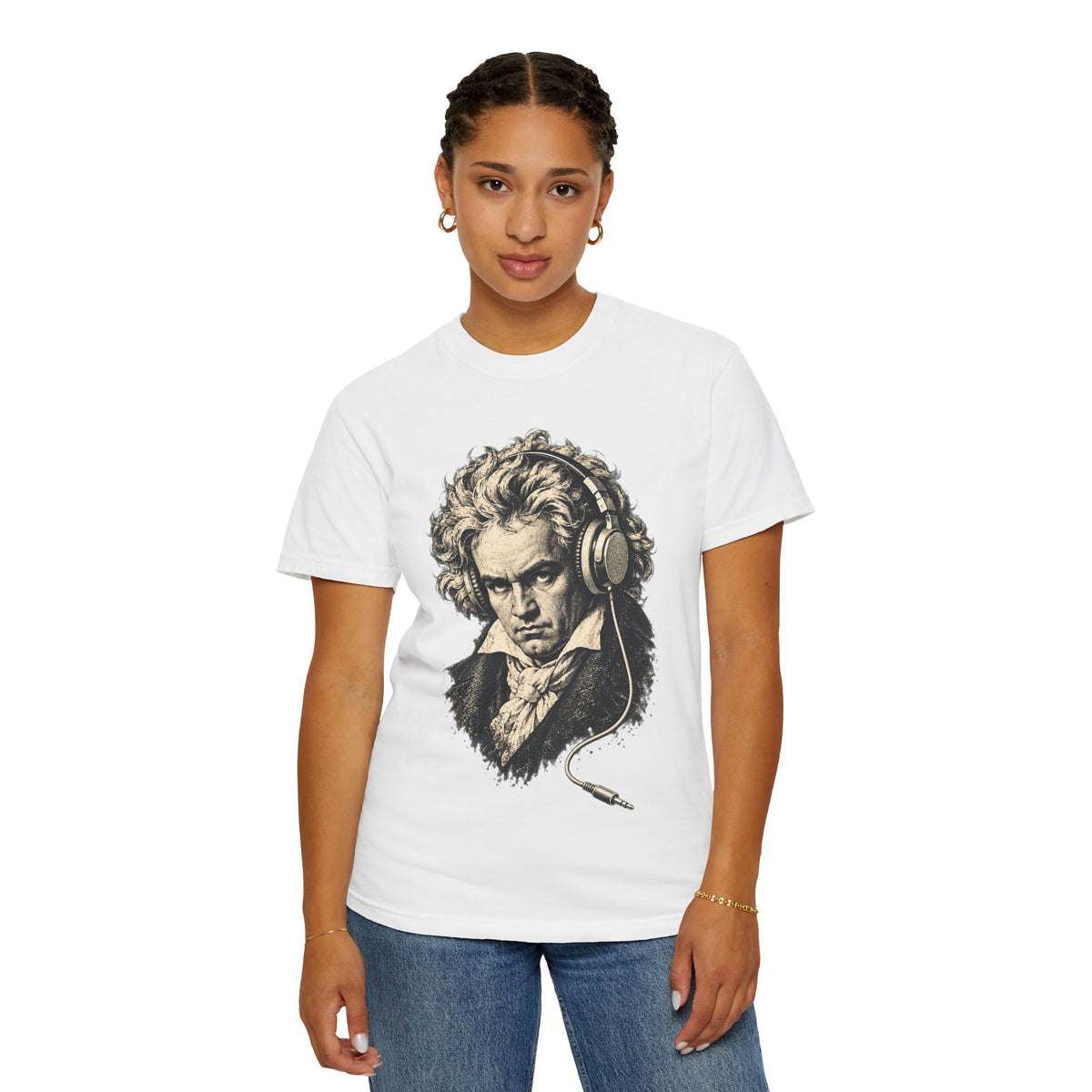 Beethoven Unplugged t-shirt: Ludwig van Beethoven portrait wearing headphones