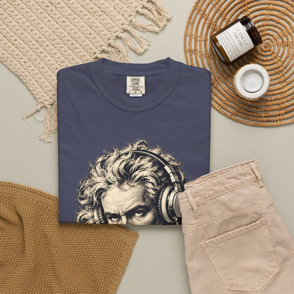 Beethoven Unplugged t-shirt: Ludwig van Beethoven portrait wearing headphones