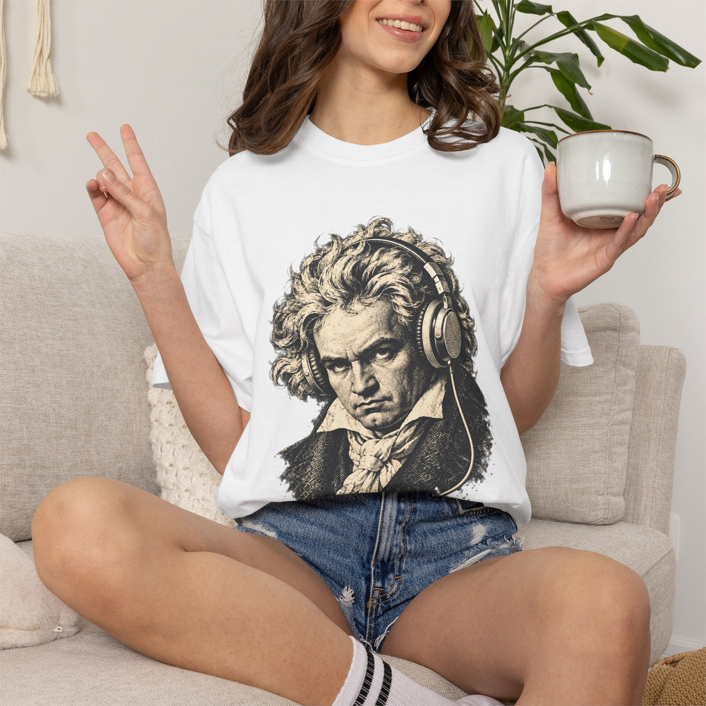 Beethoven Unplugged t-shirt: Ludwig van Beethoven portrait wearing headphones